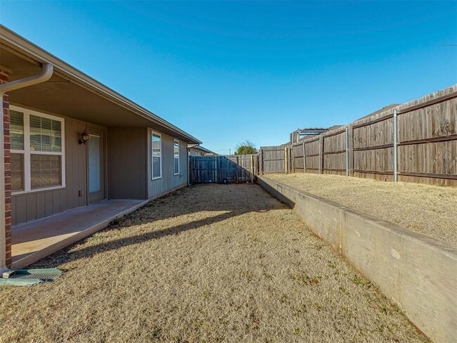 Building Photo - 3624 Green Apple Pl