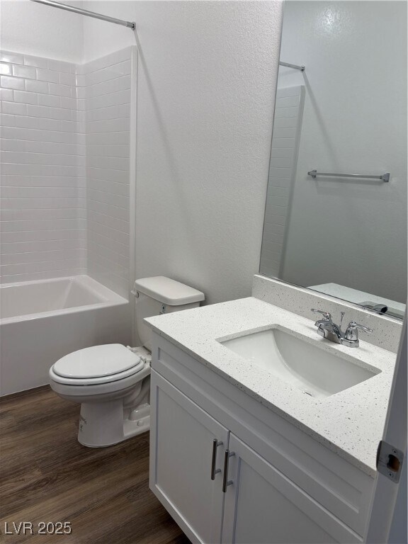 Building Photo - 4699 Woodland Ave