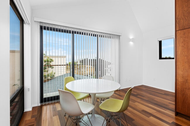 Building Photo - 4638 Del Monte Ave