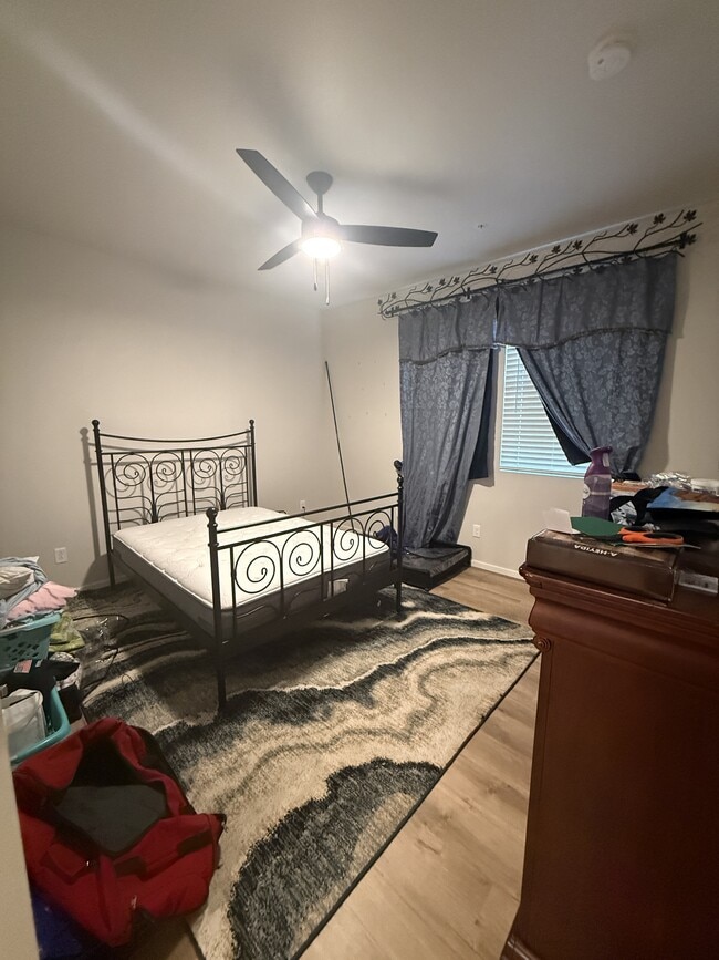 Building Photo - 1820 Iron Wheel Dr