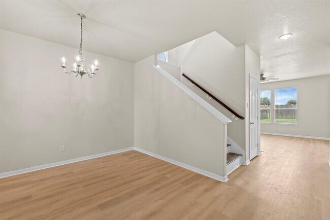 Building Photo - 13935 Maleewan Ln