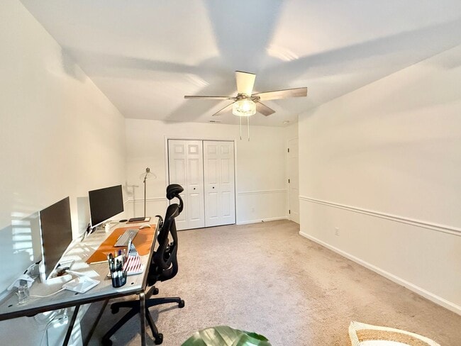 Building Photo - Updated 3BD, 2.5BA Raleigh Home with Modern Finishes and Fenced Yard in a Prime Location