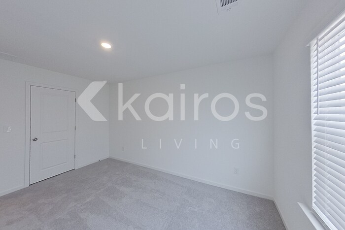 Building Photo - 212 Birch Ave