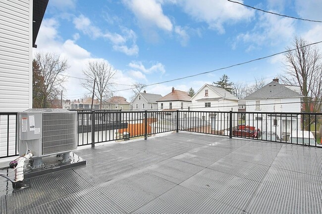 Building Photo - 936 Wagner St