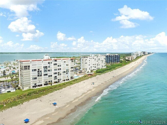 Building Photo - 10680 S Ocean Dr
