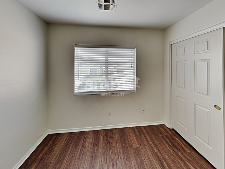 Building Photo - 6656 E Virginia St