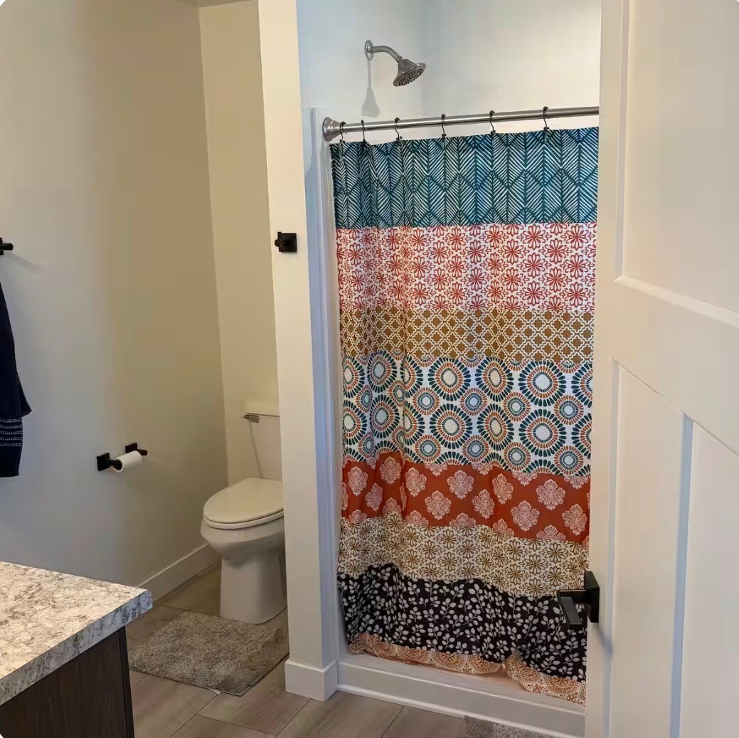 Building Photo - 3437 Veanna Blvd