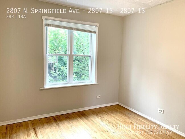 Building Photo - 2807 N Springfield Ave
