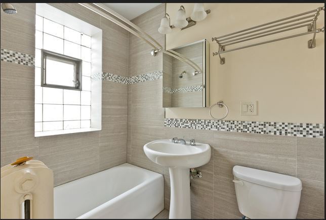 Building Photo - 1824 N Lincoln Park W