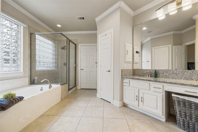 Building Photo - 15502 Stallion Point Cir