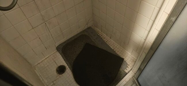 Building Photo - 1200 E Franklin St