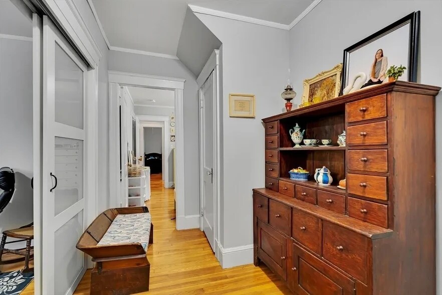 Building Photo - 102 Greaton Rd