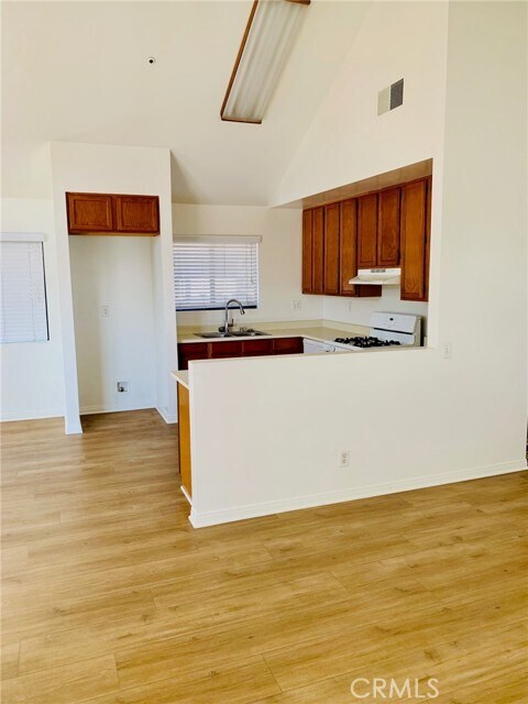 Building Photo - 157 Avenida Miramar