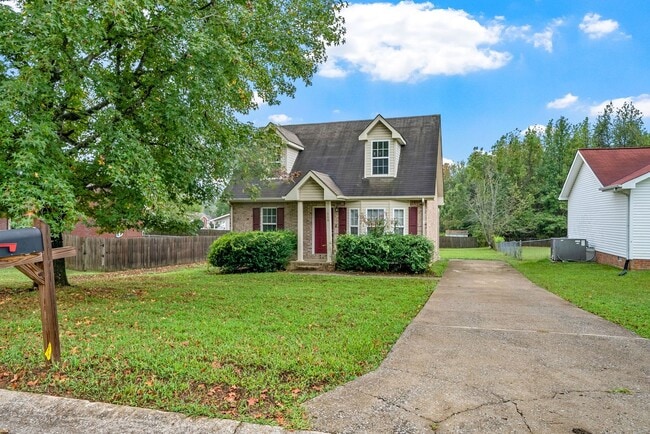 Building Photo - 1 Bedroom Pet Friendly Home For Rent Near Dover Crossing!