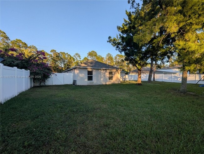 Building Photo - 78 Pine Grove Dr