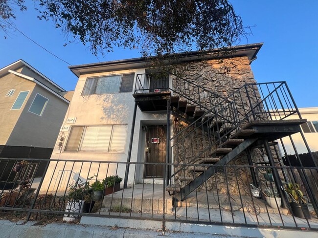 Building Photo - 6612 N Figueroa St