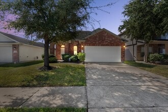 Building Photo - 14434 Cypress Meadows Dr
