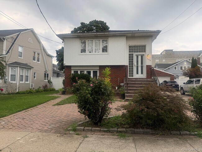 Building Photo - 306 Hamilton Ave