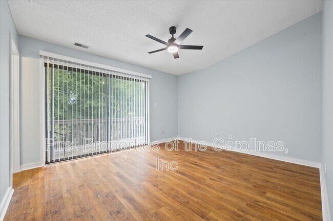 Building Photo - 4130 Charlotte Hwy