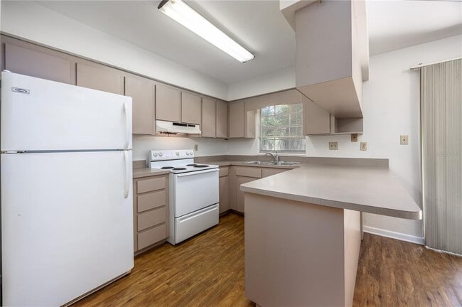 Building Photo - 1239 NW 33rd Pl