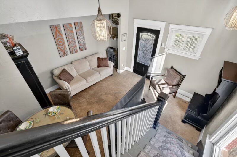 Primary Photo - 1821 6th Ave