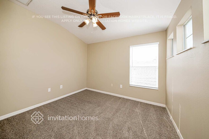 Building Photo - 710 Cristelle Jean Dr