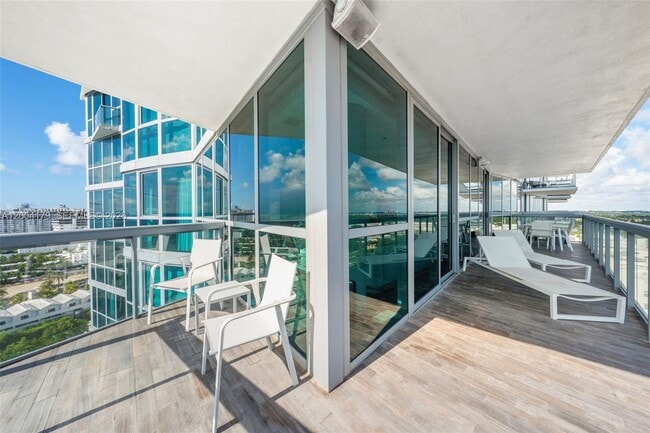 Building Photo - 101 20th St