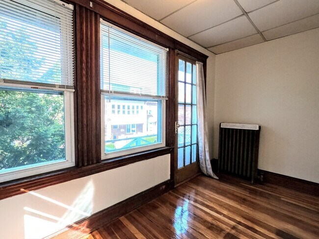 Building Photo - 11 Roseway St