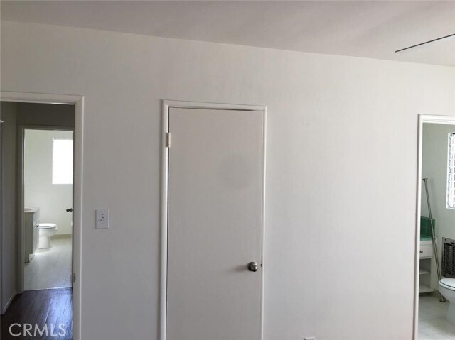 Building Photo - 630 San Vicente Blvd
