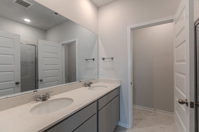 Building Photo - 100 Ashe Juniper Wy