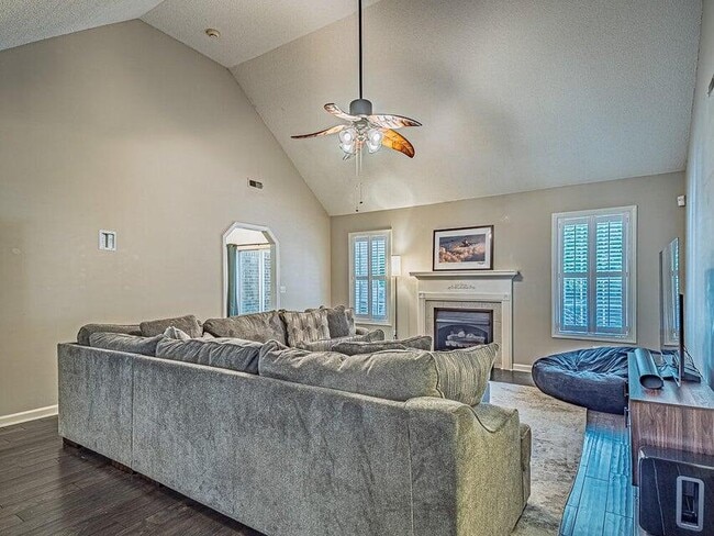Building Photo - 1265 Cutleaf Dr