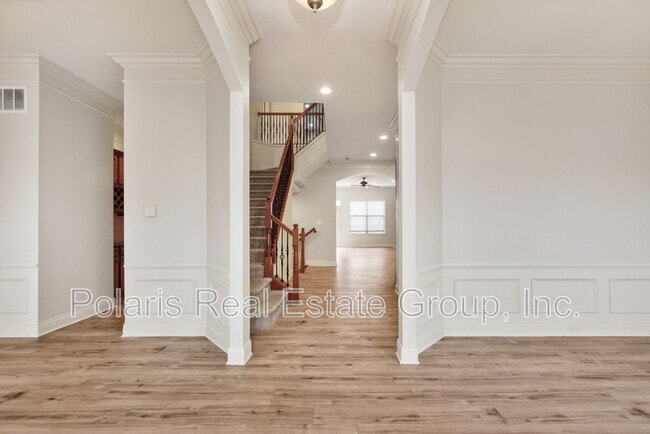 Building Photo - 108 Manchester Dr