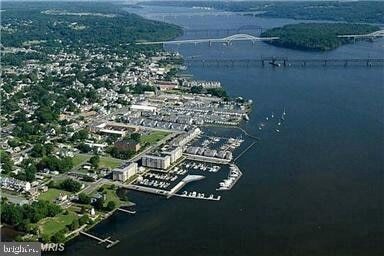 Building Photo - 82 Fountain St