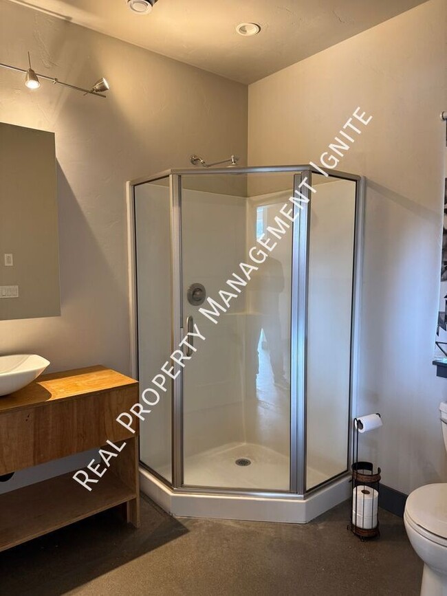 Building Photo - 19354 Kiowa Rd