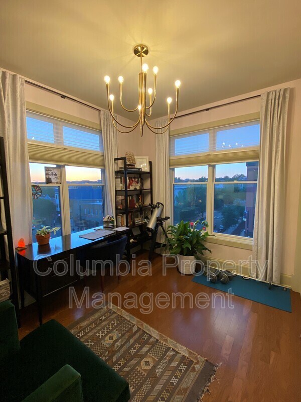 Building Photo - 1301 H St NE