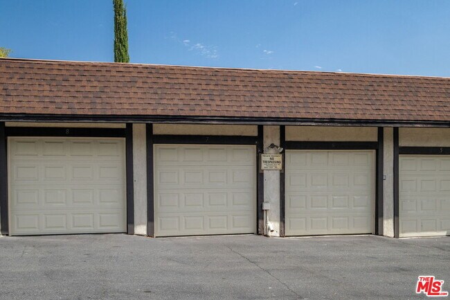 Building Photo - 351 S Monte Vista St