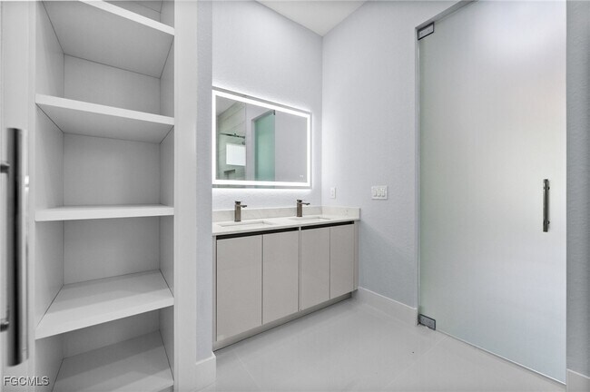 Building Photo - 3990 27th Ave NE