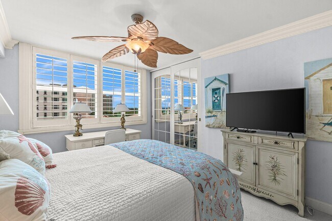 Building Photo - 3594 S Ocean Blvd