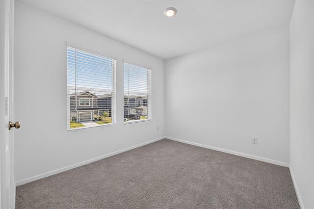 Building Photo - 914 Sandhill Crane Ln
