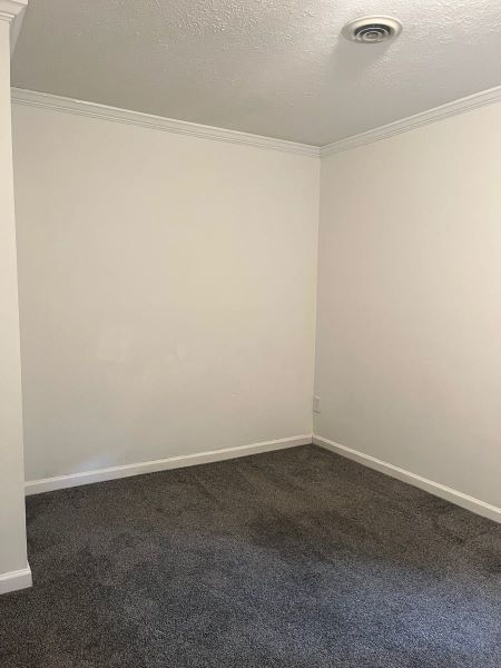 Building Photo - 2 bedroom/2 bathroom Townhome in a great l...