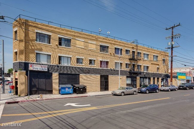 Building Photo - 772 S Boyle Ave