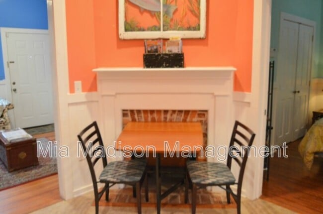 Building Photo - 547 E Macon St