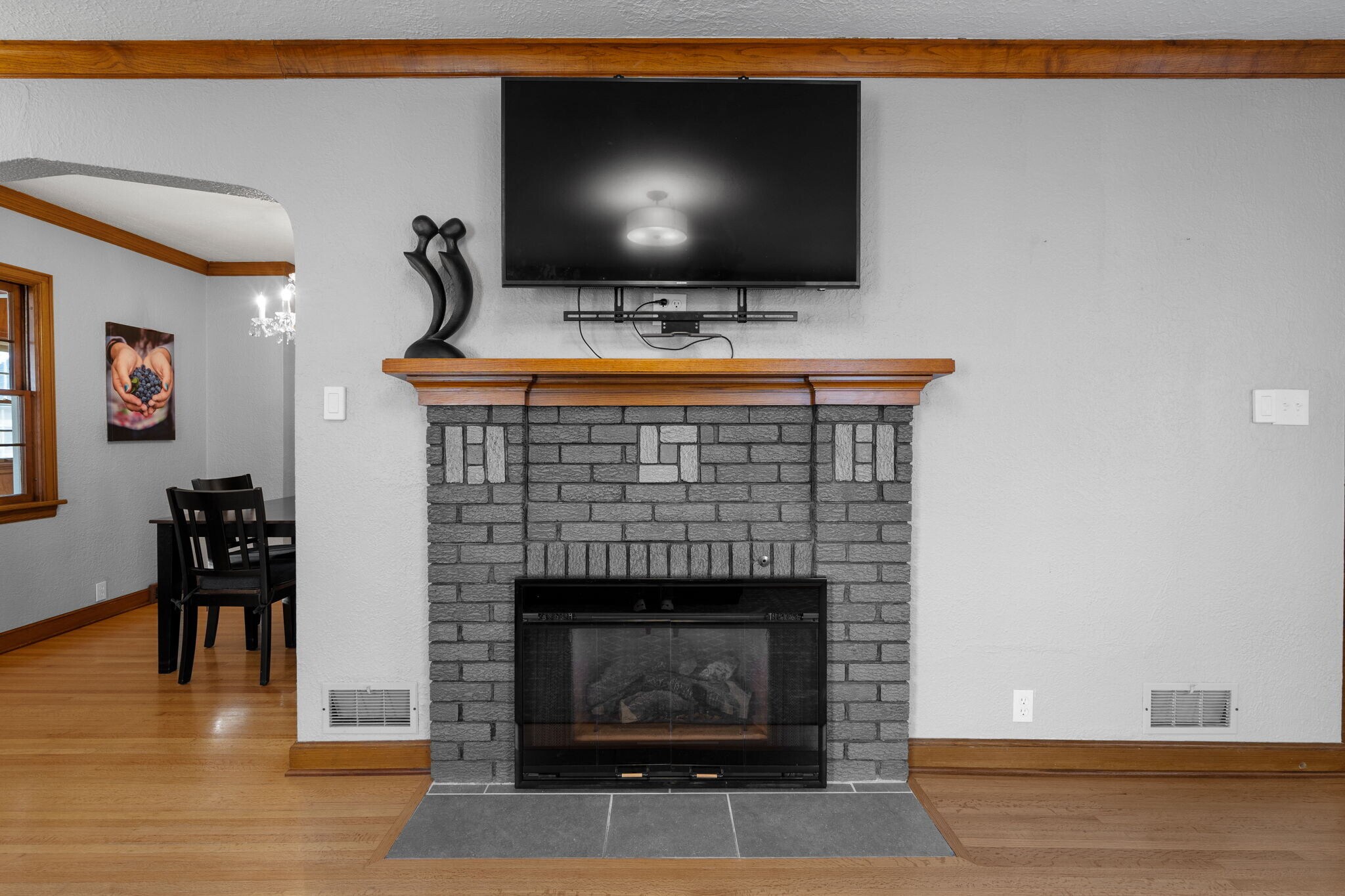 Building Photo - 1109 3rd St NW