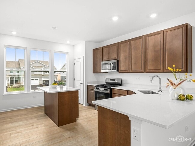 Building Photo - 14949 Dyer Ln