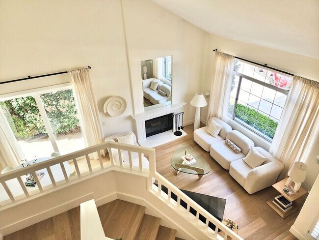 Building Photo - 8118 E Peacock Ln