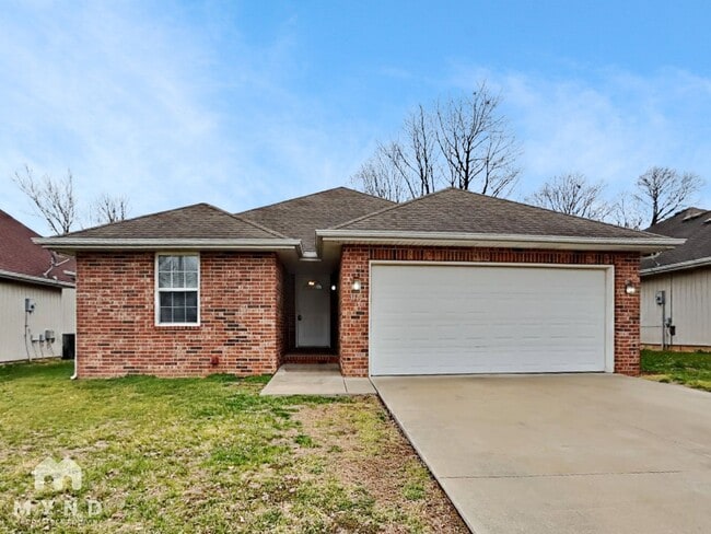 Building Photo - 1116 S Saratoga Ave