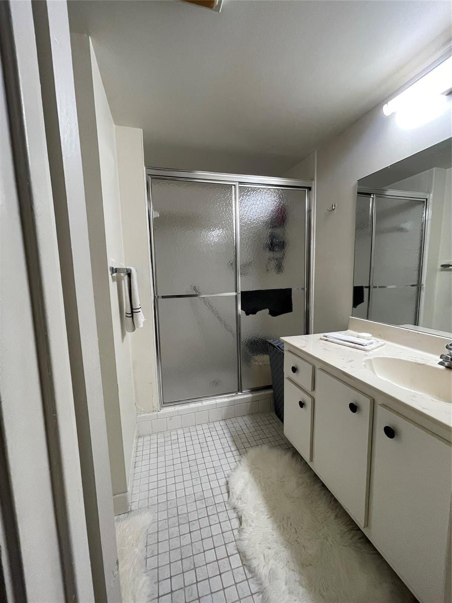 Building Photo - 16141 Blatt Blvd