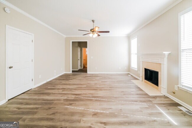 Building Photo - 343 Laurel Glen Crossing