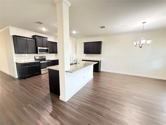 Building Photo - 7644 Spring Dr