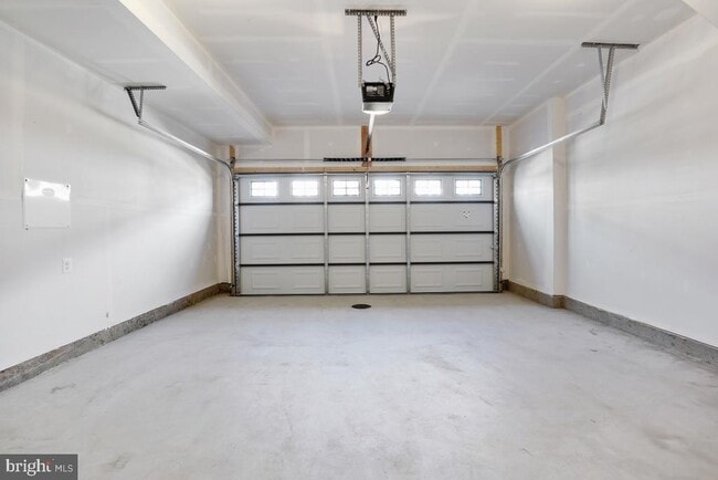 Building Photo - 1791 Cherry Birch St